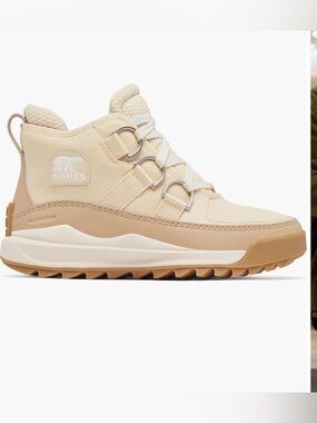 SOREL ONA™ RMX Chukka Plus Waterproof Boots.  size 6.5